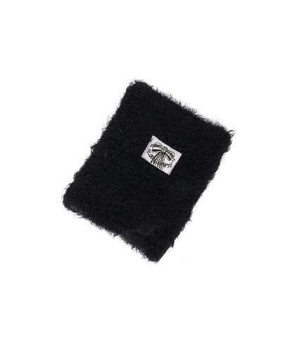 SQUARE FLUFFY BEANIE BLACK