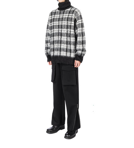 BRUSHED TURTLENECK SWEATER MEDIUM BLACK CHECK